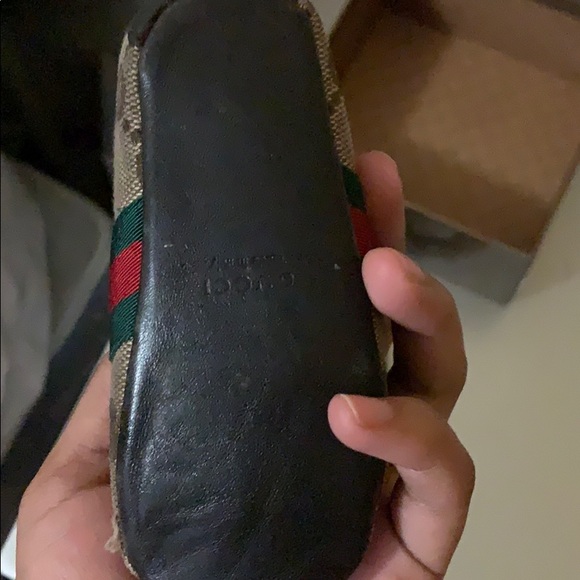 Gucci size 19 infant shoes - Picture 4 of 5